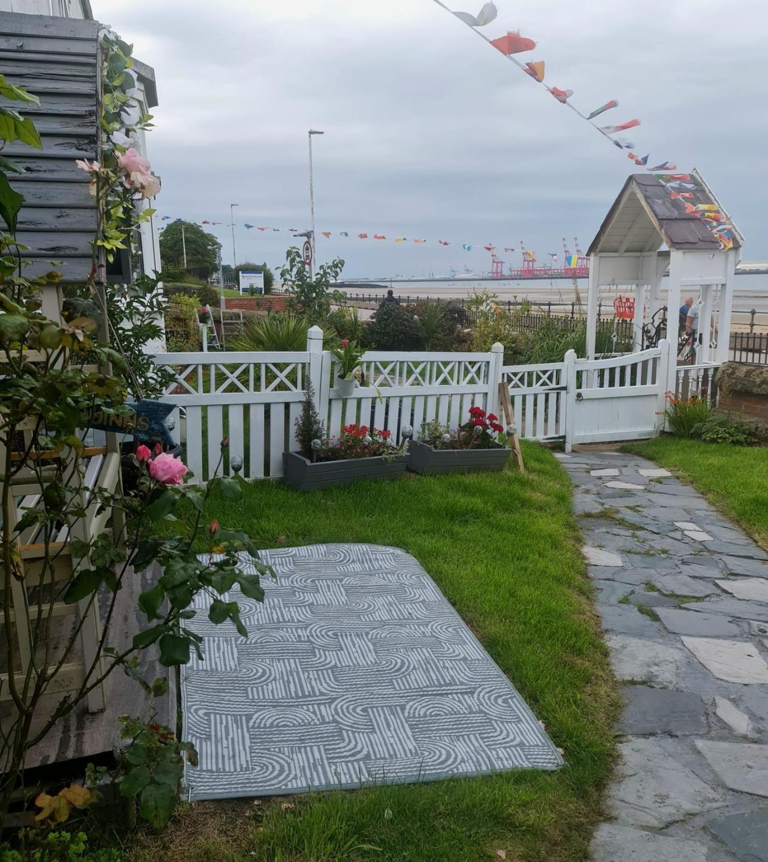 Sea-Quinn Views Wallasey Exterior photo